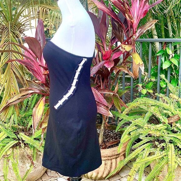 Express Strapless Cut Out Dress - Picture 3 of 7